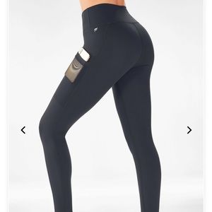 Fabletics leggings size small